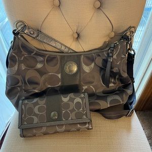 Silver Coach Shoulder Bag With Cross Body Strap & Matching Wallet